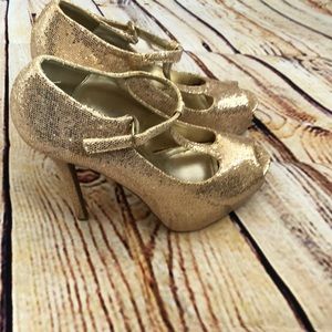 Steve Madden Revaa Heels